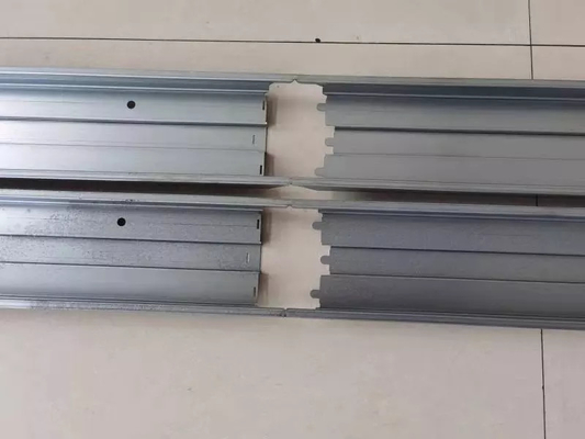 4.5kw رول شاتر اسلات رول فرمینگ ماشین PLC تبدیل