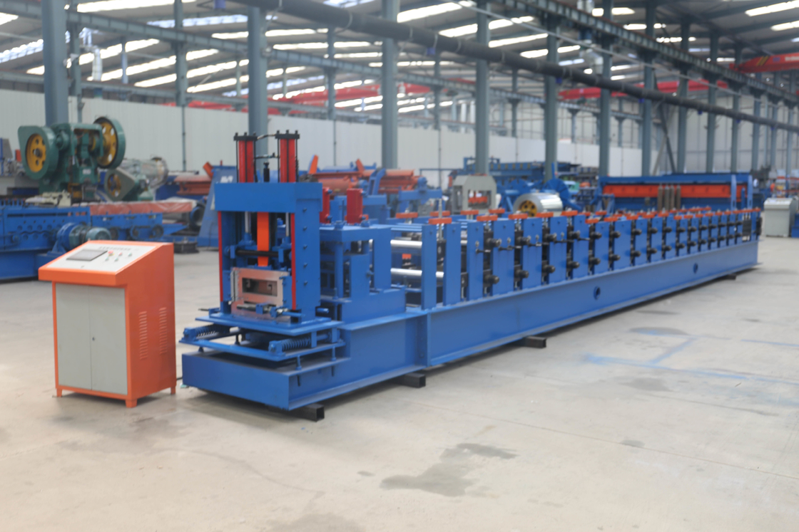 گالوانیزه CZ Purlin Roll Forming Machine PLC C Channel Roll Forming Machine